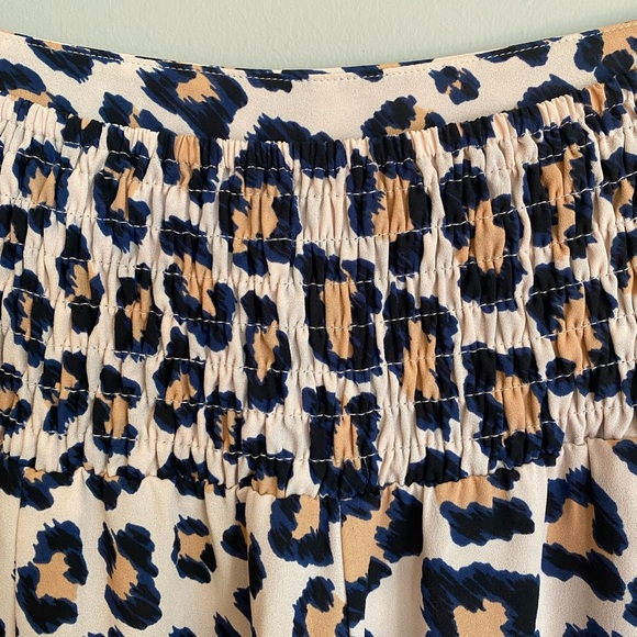 Victoria's Secret Leopard Print Pajama Set - Picture 11 of 14